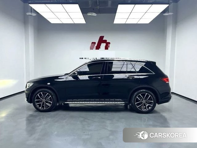 Mercedes-Benz GLC 2022 Черный из Китая, фото 2