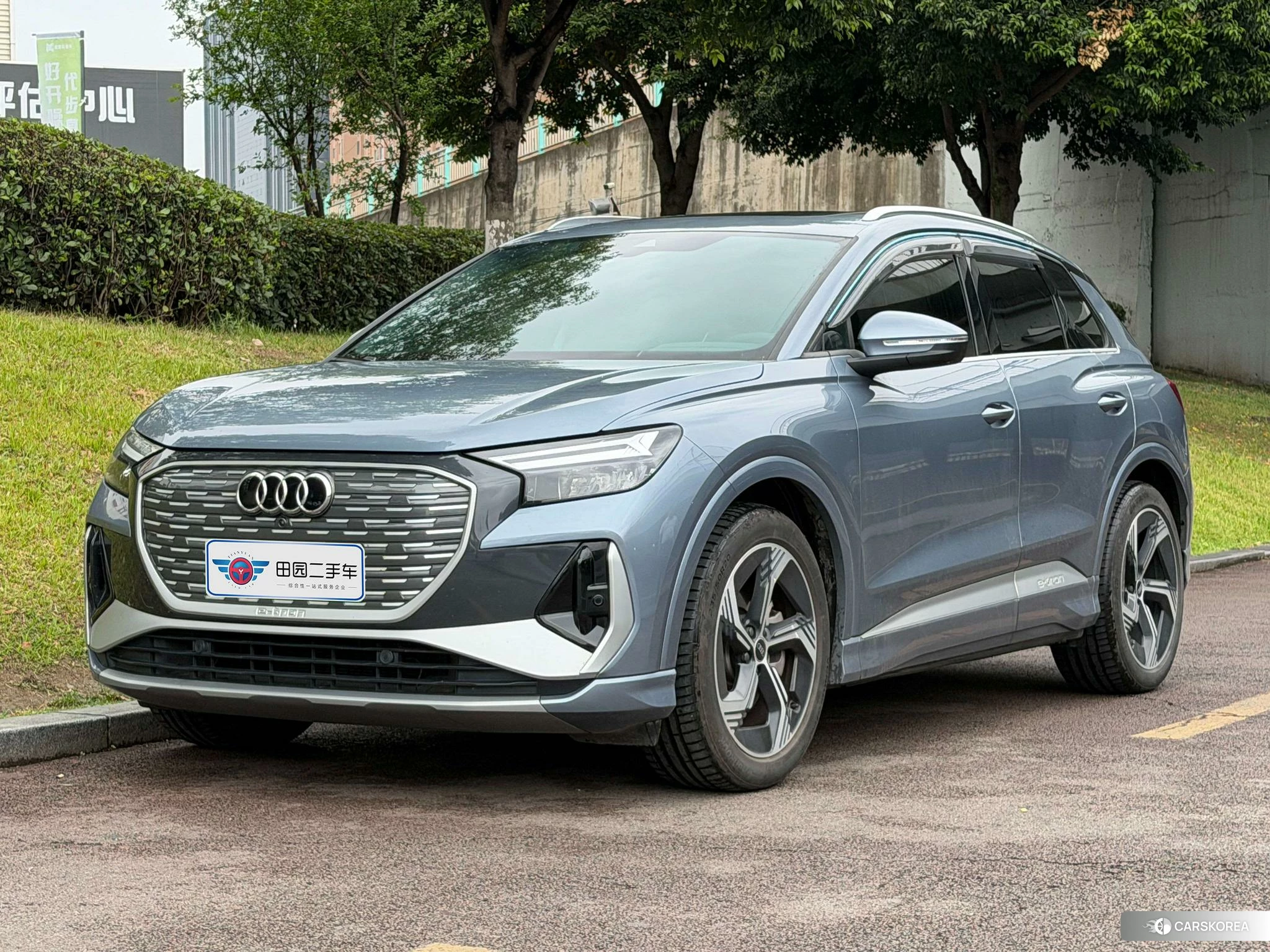 Audi Q4 e-tron 2023 Синий из Китая, фото 5