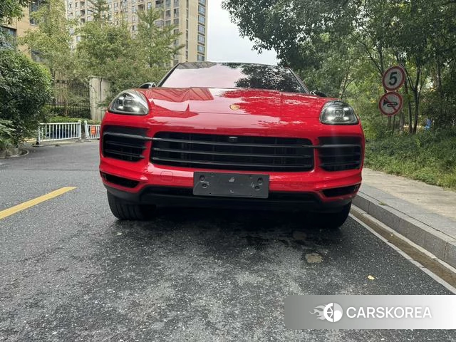 Porsche Cayenne Coupé 2023 Красный из Китая, фото 4
