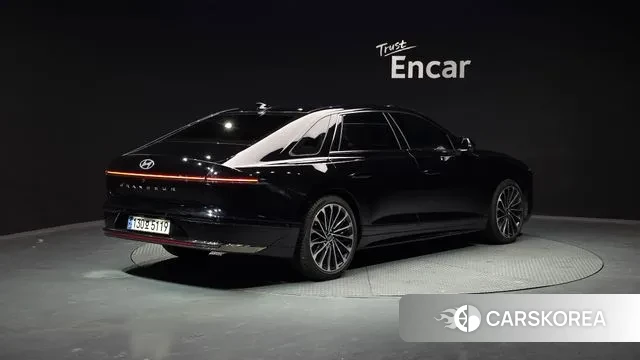 Hyundai Grandeur (GN7) id 3763839 из Кореи 12