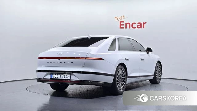 Hyundai Grandeur (GN7) id 4388396 из Кореи 12