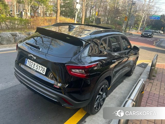 Chevrolet (GM Daewoo) Trax Crossover 2024 Черный из Кореи, фото 2