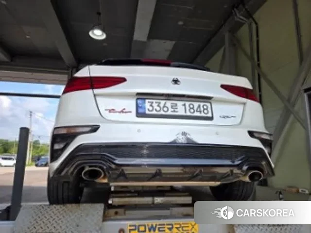 Kia The New K3 2nd generation 2023 Белый из Кореи, фото 2