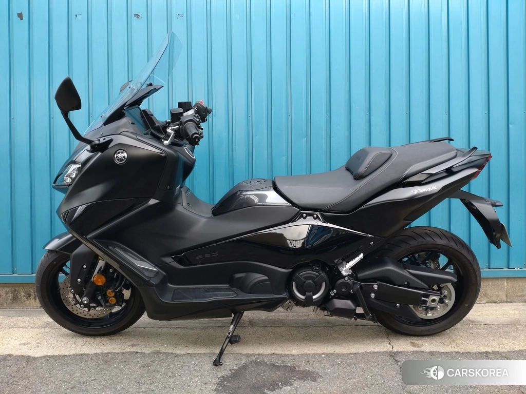 Проданный Yamaha T-MAX 560 TECH MAX 2023 из Японии, фото 2