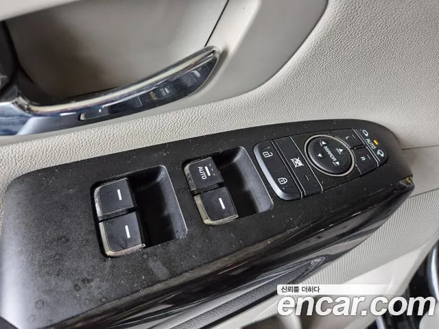 Kia The New Carnival id 2706642 из Кореи 12