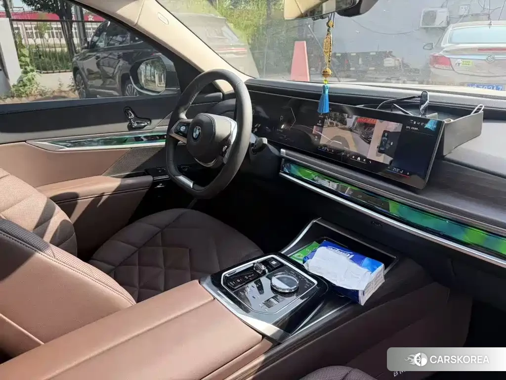 BMW 7 series 2026 Черный из Китая, фото 2