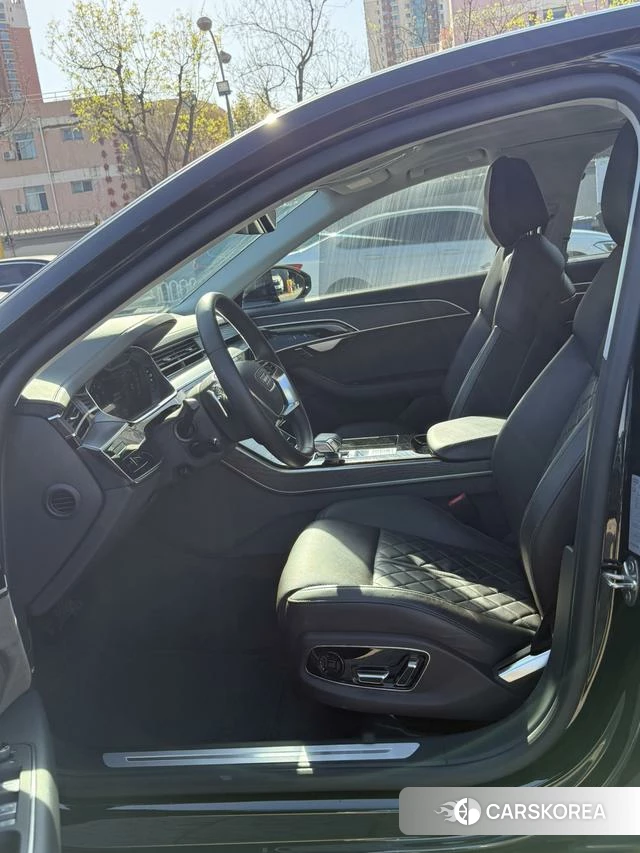 Audi A8 2021 Черный из Китая, фото 4