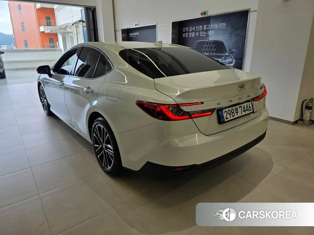 Toyota Camry (XV80) id 3981976 из Кореи 8