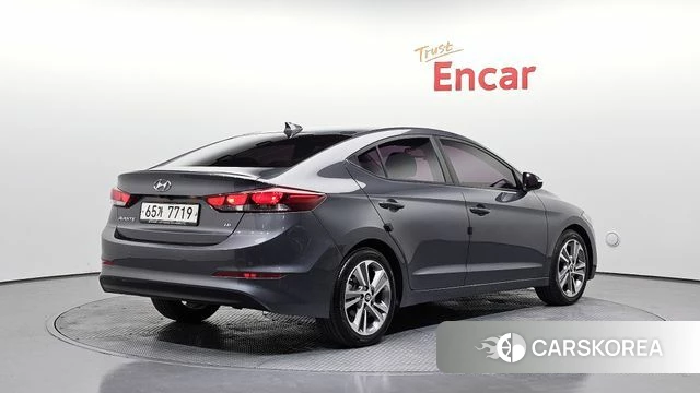 Hyundai Avante AD id 3801791 из Кореи 12