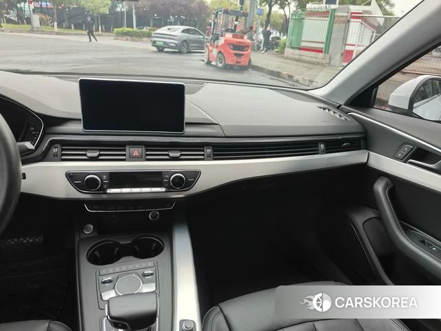 Audi A4L id 4215139 из Китая 12