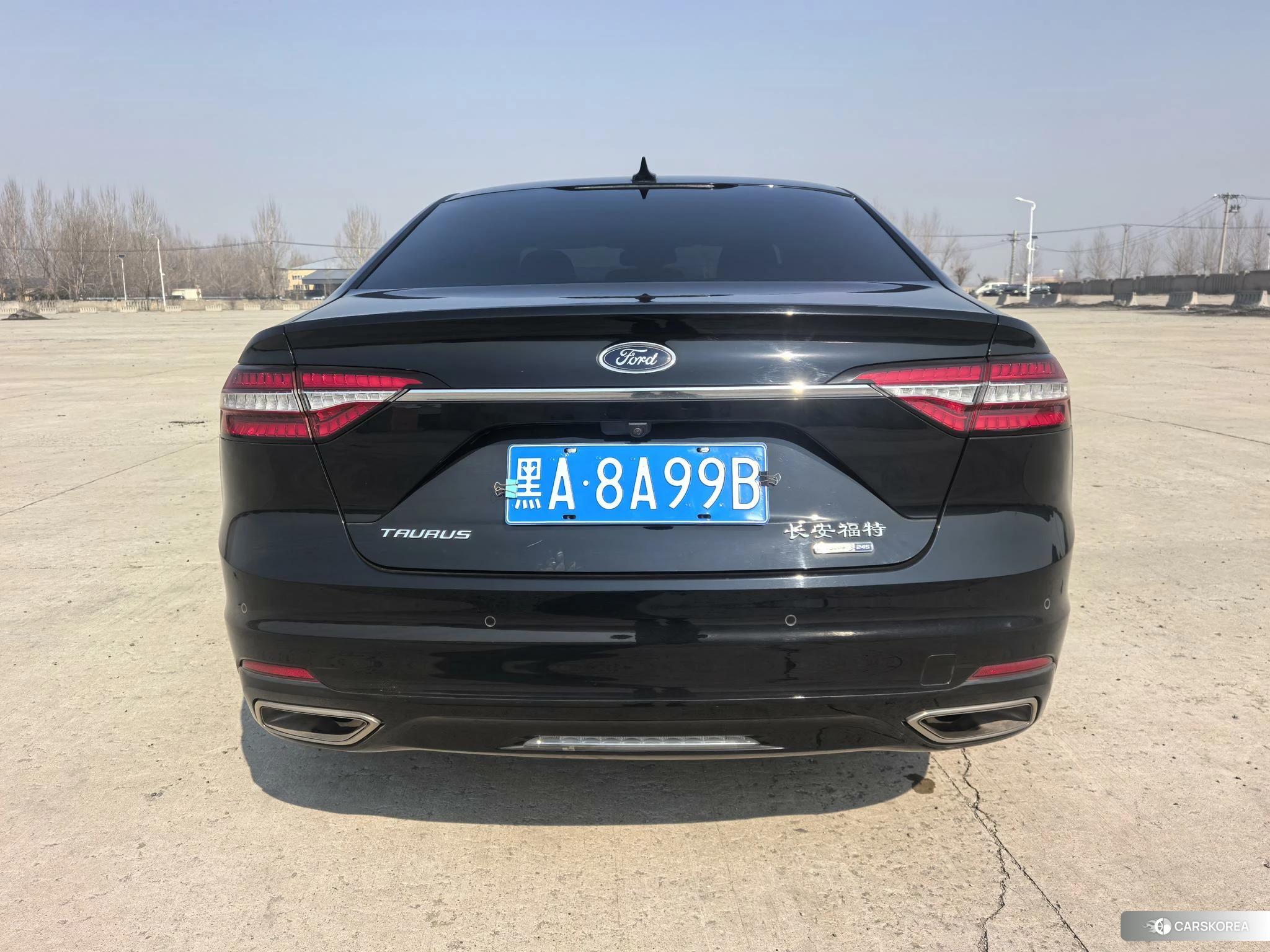 Ford Taurus 2019 Черный из Китая, фото 2