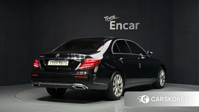 Mercedes-Benz E-Class W213 id 4587446 из Кореи 12