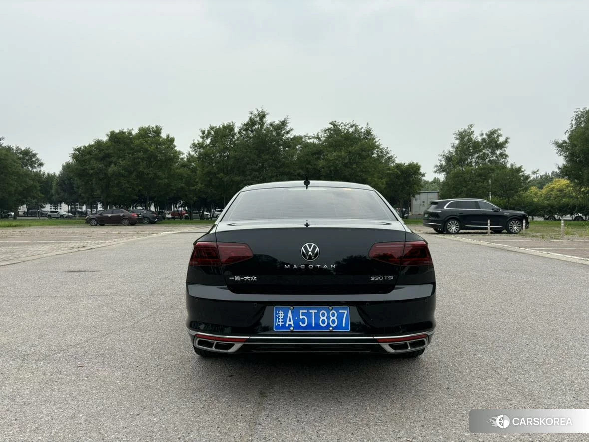 Volkswagen Magotan 2022 Черный из Китая, фото 2
