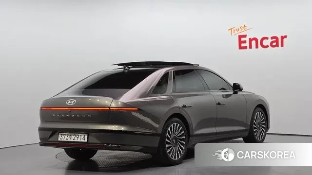 Hyundai Grandeur (GN7) id 3426755 из Кореи 12