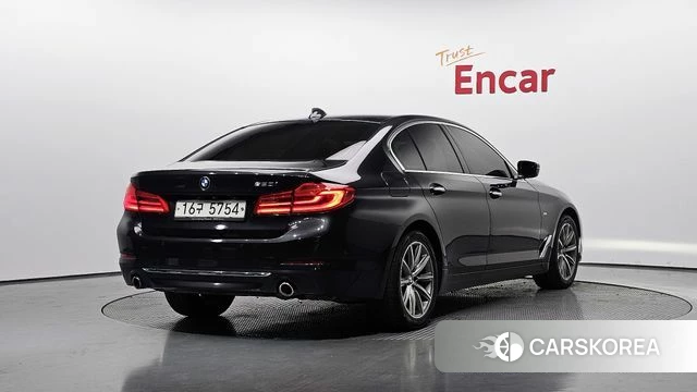 BMW 5 Series (G30) id 4251274 из Кореи 12