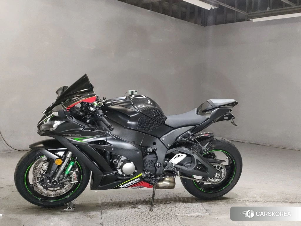 Проданный Kawasaki ZX-10R NINJA 2019 из Японии, фото 2