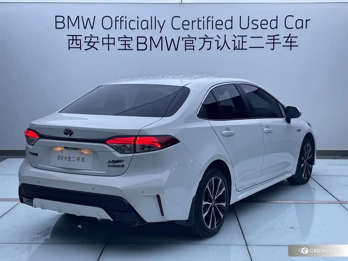 Toyota Levin 2022 Белый из Китая, фото 2