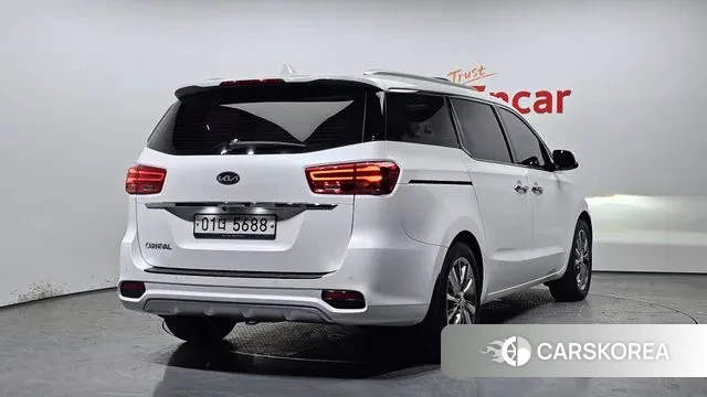 Kia The New Carnival id 2902939 из Кореи 12