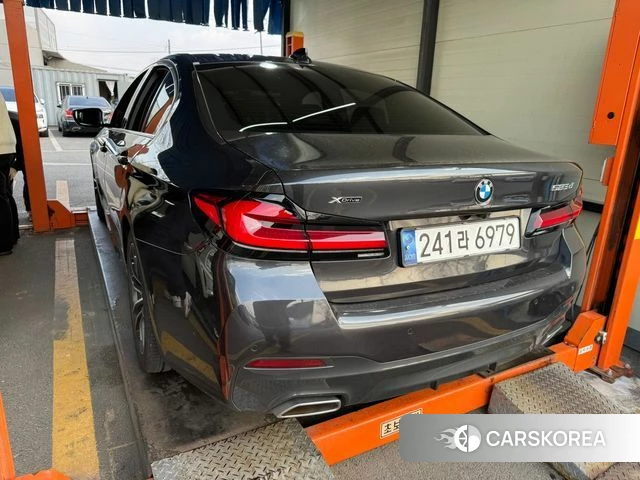 BMW 5 Series (G30) 2020 Серый из Кореи, фото 2