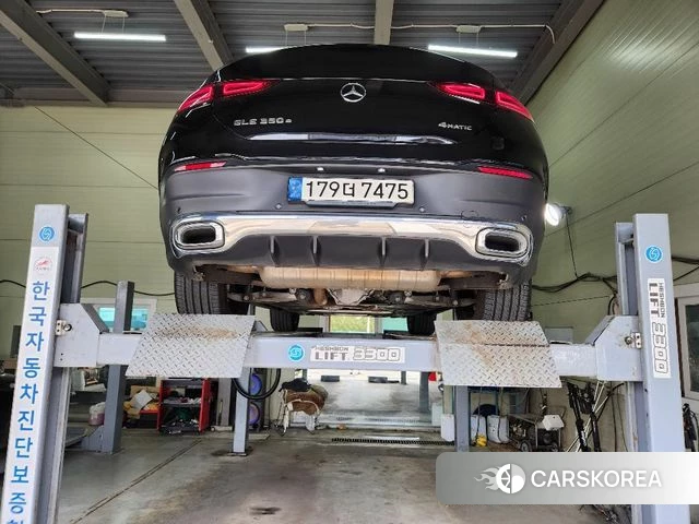 Mercedes-Benz GLE-Class W167 2021 Черный из Кореи, фото 2