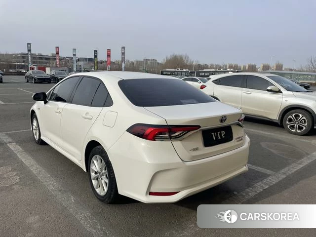 Toyota Corolla 2022 Белый из Китая, фото 4