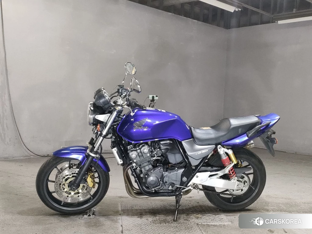 Проданный Honda CB400SF 2014 из Японии