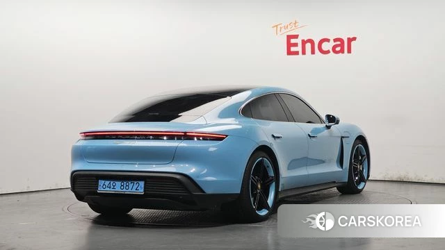 Porsche Taycan id 4315608 из Кореи 12
