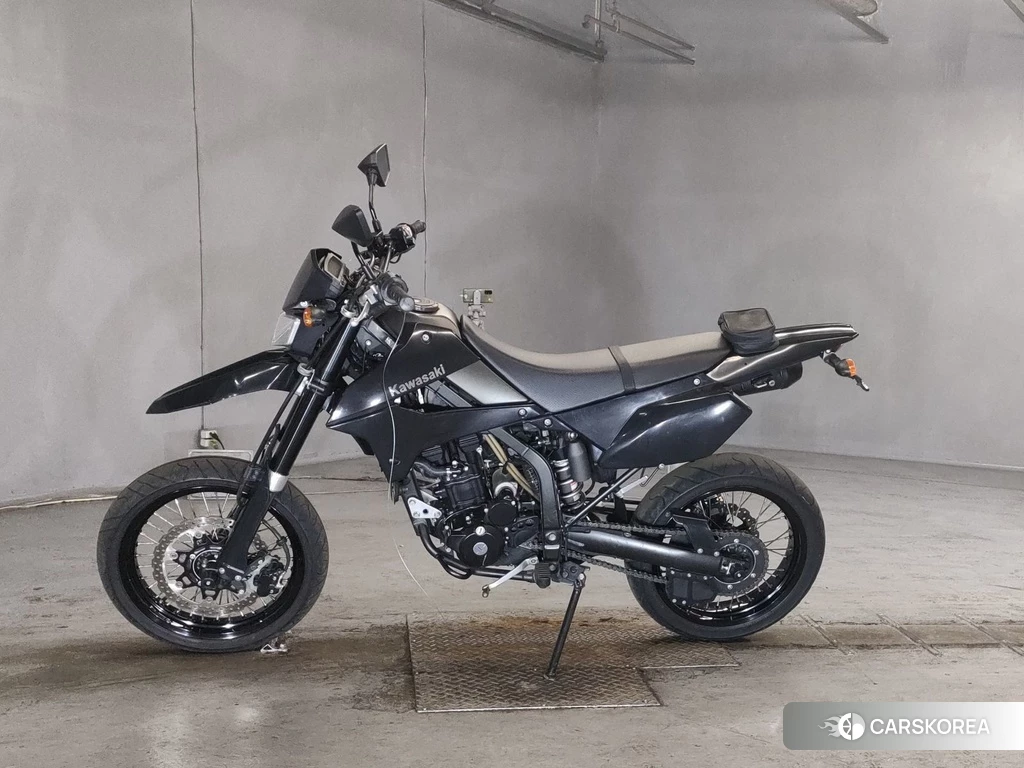 Проданный Kawasaki D-TRACKER X 2013 из Японии