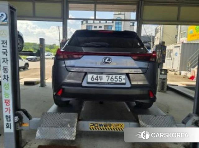Lexus UX250h 2019 Серый из Кореи, фото 2