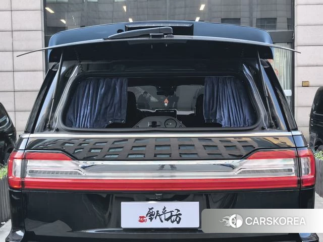 Lincoln Navigator id 4242346 из Китая 9