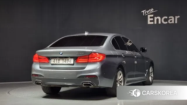 BMW 5 Series (G30) id 3345464 из Кореи 12