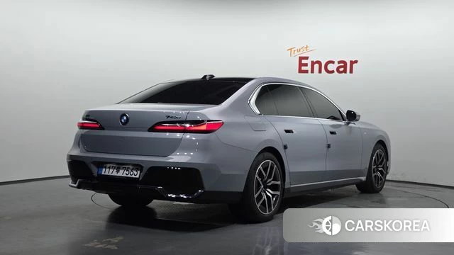BMW 7 Series (G70) id 4719732 из Кореи 12