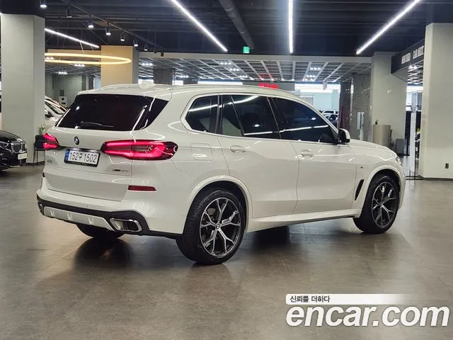 BMW X5 (G05) 2023 Белый из Кореи, фото 2