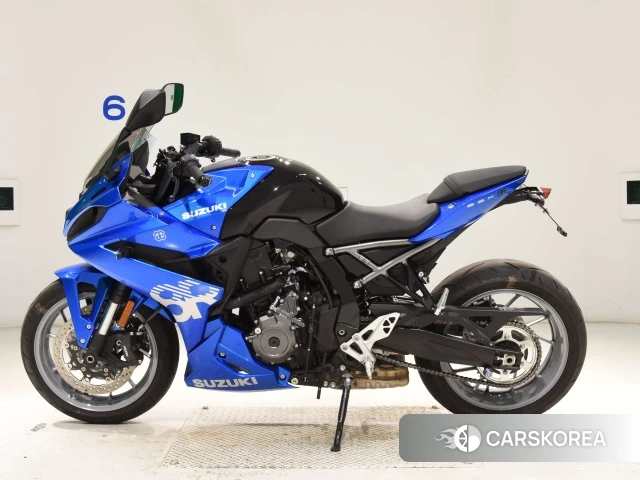 Suzuki GSX-8R 2024 из Японии