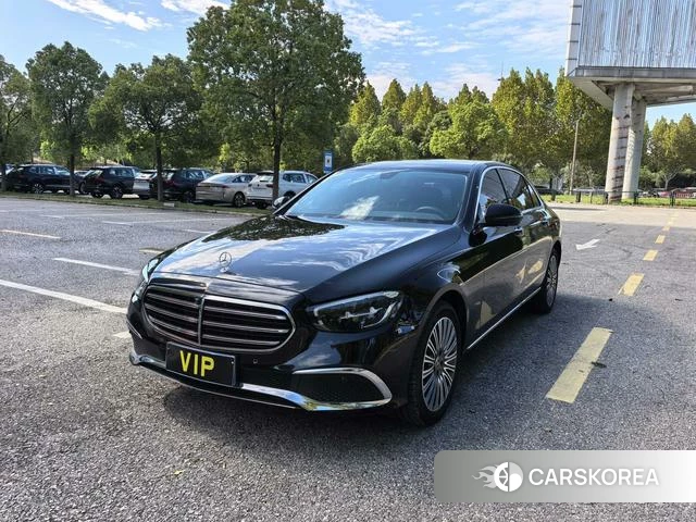 Mercedes-Benz E-class 2023 Черный из Китая, фото 2