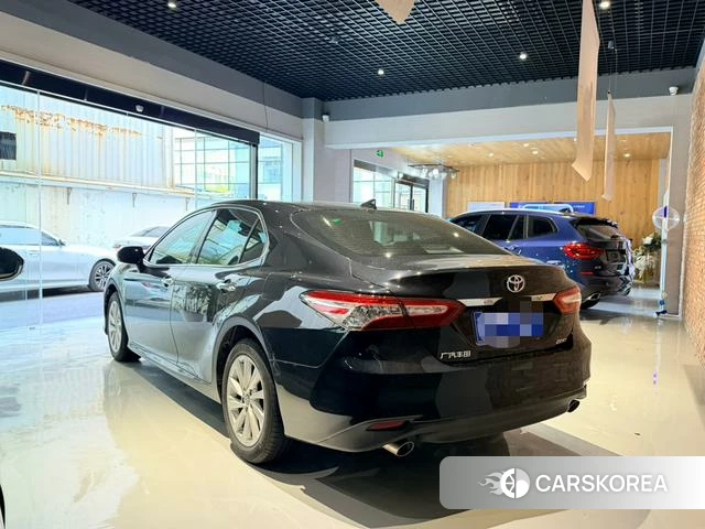 Toyota Camry 2023 Черный из Китая, фото 2