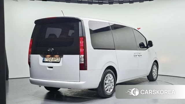 Hyundai Staria id 3897565 из Кореи 12
