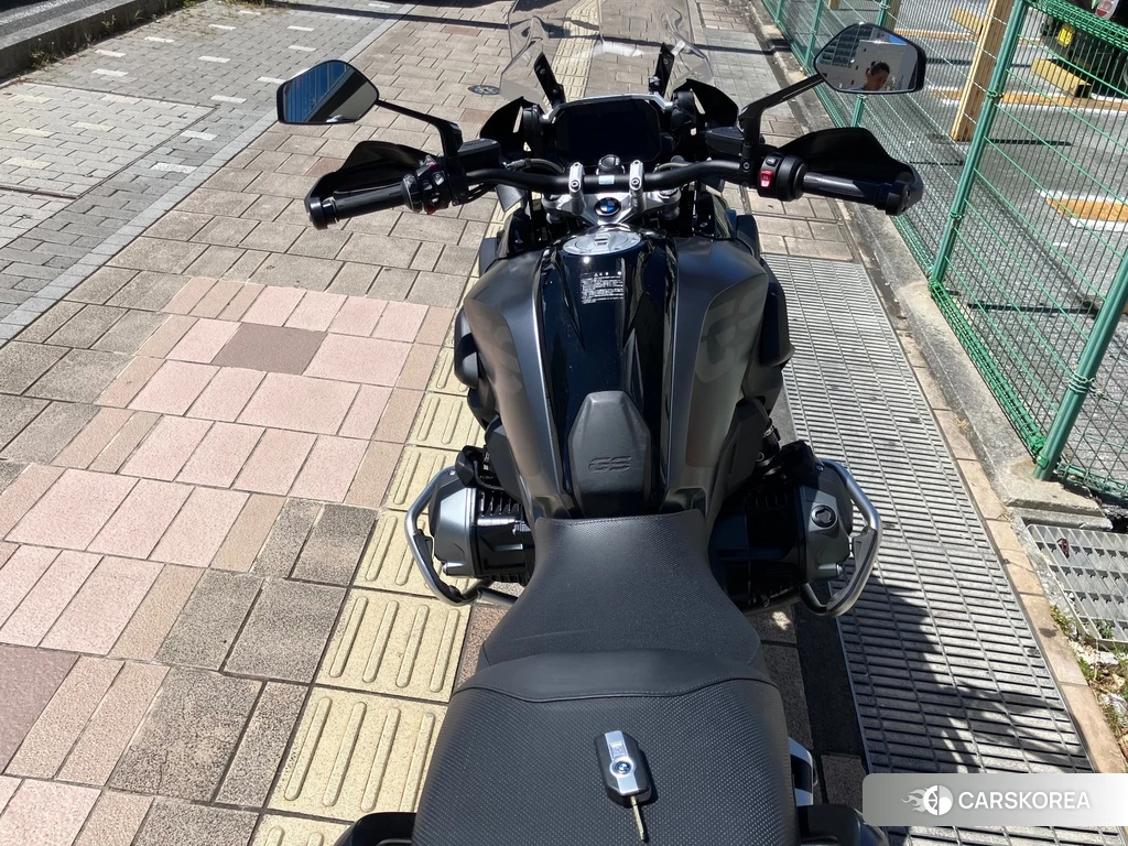 Проданный BMW R1250GS 2022 из Японии