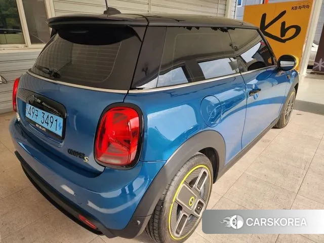 Mini Cooper Electric id 3365904 из Кореи 8