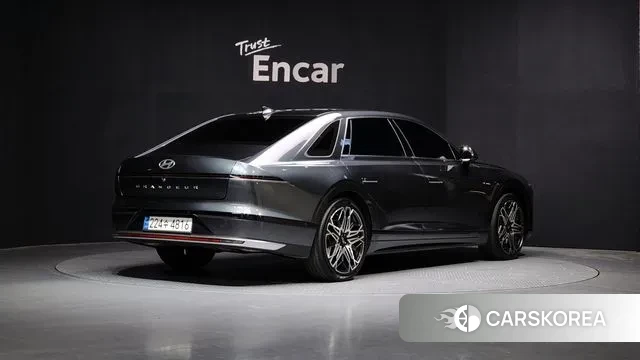 Hyundai Grandeur Hybrid (GN7) id 3426759 из Кореи 12