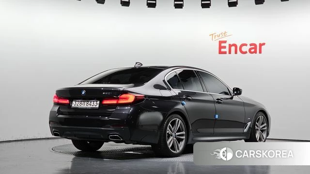 BMW 5 Series (G30) id 4693319 из Кореи 12