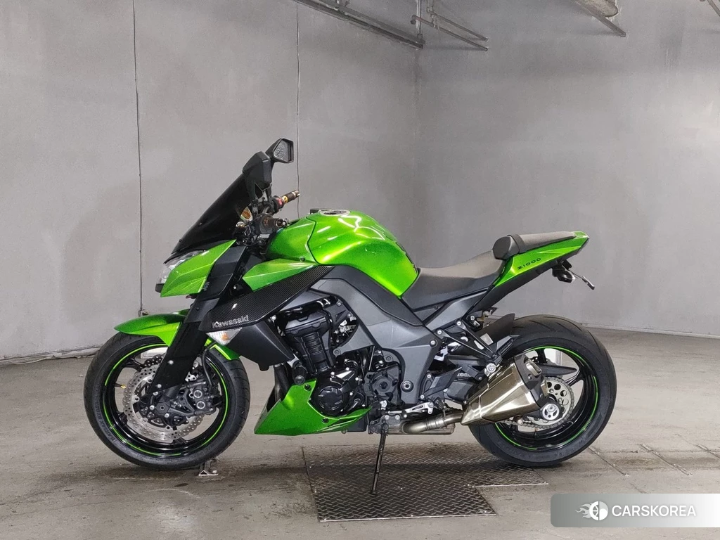 Проданный Kawasaki Z1000 2011 из Японии, фото 2