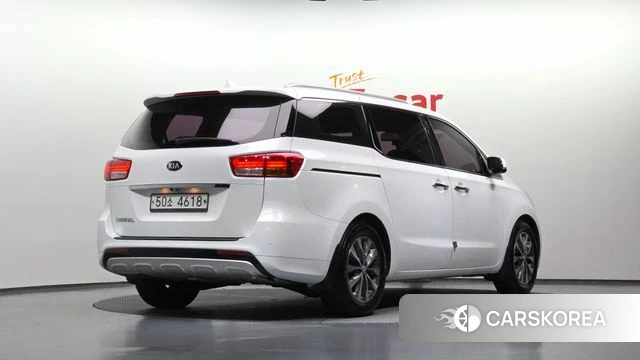 Kia All New Carnival id 4795111 из Кореи 12
