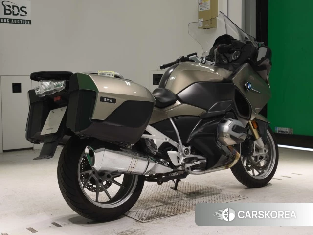 Проданный BMW R1200RT 2017 из Японии, фото 2