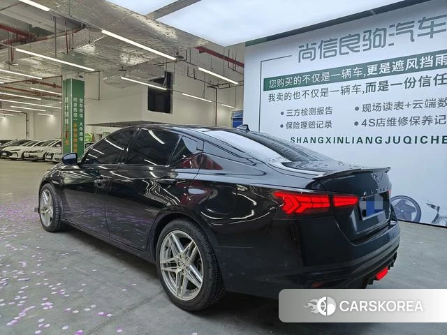 Nissan Teana 2021 Черный из Китая, фото 2