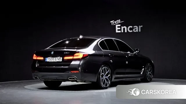 BMW 5 Series (G30) id 3566052 из Кореи 12