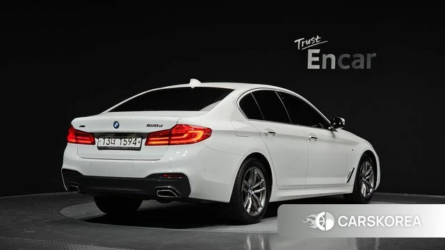 BMW 5 Series (G30) id 4626321 из Кореи 12
