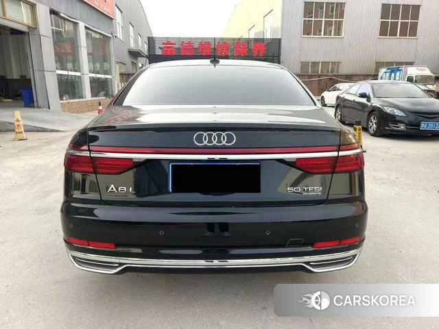 Audi A8 2022 Черный из Китая, фото 2