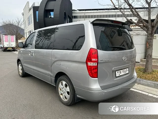 Hyundai The New Grand Starex 2019 Серебристо-серый из Кореи, фото 2