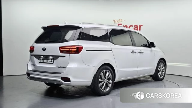 Kia The New Carnival id 4435573 из Кореи 12